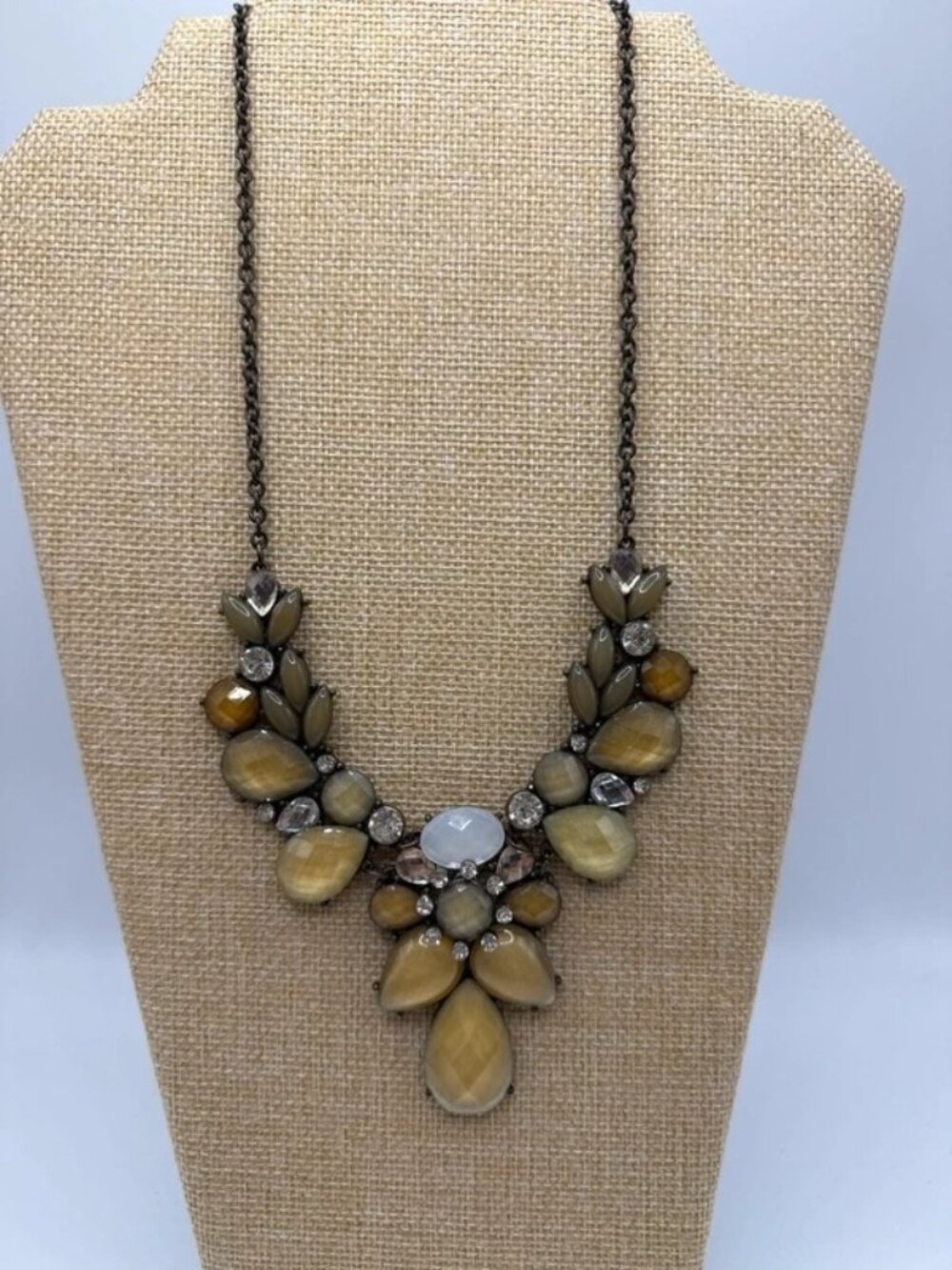 Statement Bib Necklace Gray Gold Faceted Acrylic Rhinestone Boho Chic - Picture 2 of 6